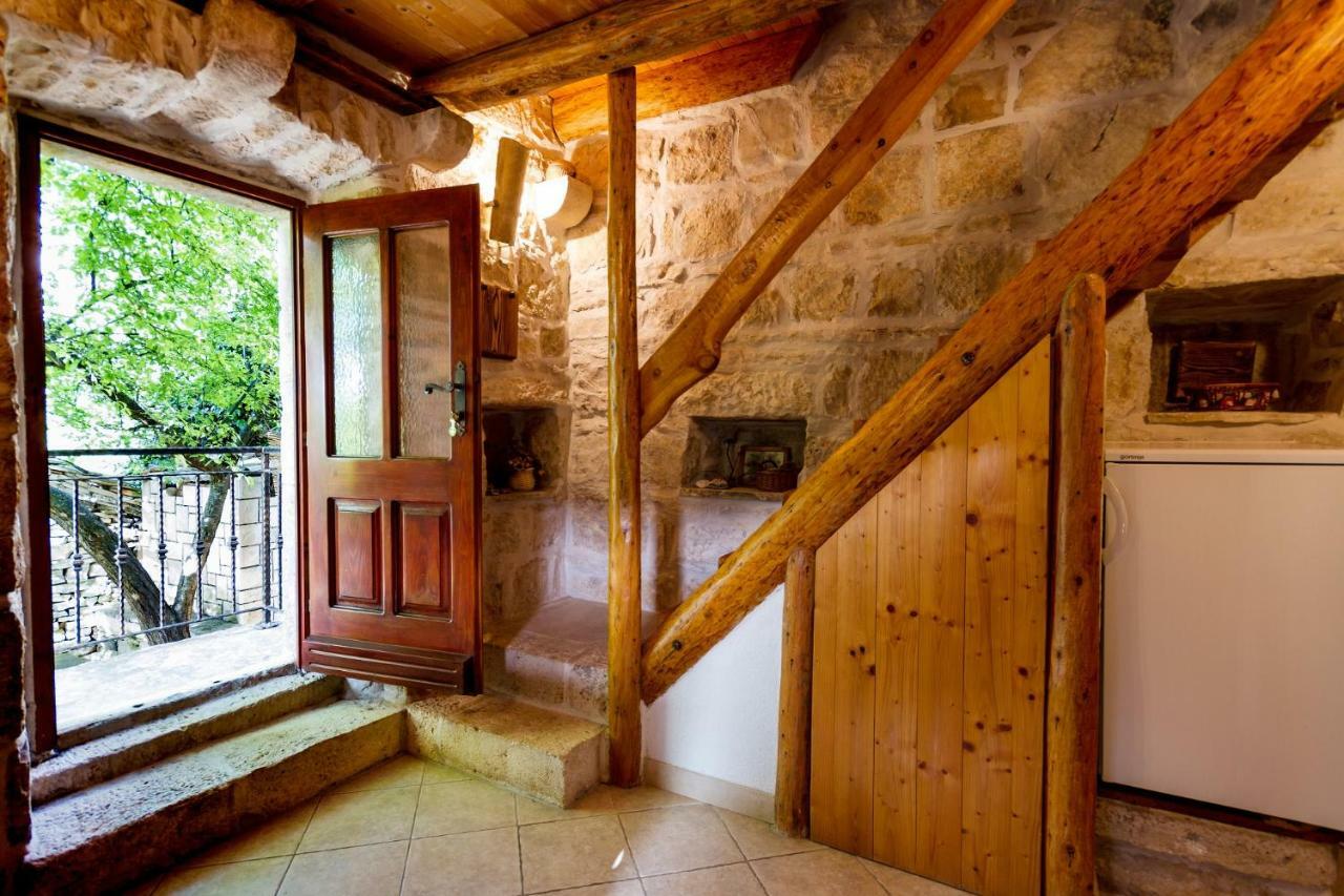 Zrnovo Old Small Stone House מראה חיצוני תמונה